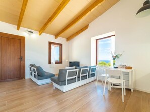 TV - Sa Caseta des Camp by Interhome (Banyalbufar)