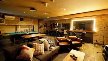 Private Vacation Home, Non Smoking | Living area | 65-inch LED TV with digital channels, TV, fireplace