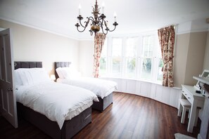6 chambres, Wi-Fi, draps fournis