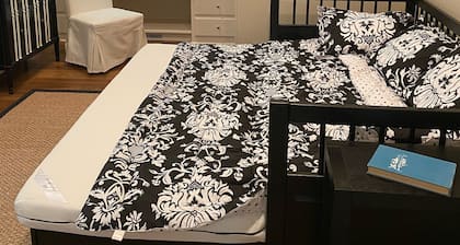 Relaxing & spacious waterfront home on Barkley Lake with 5 Bedrooms and 4 Baths