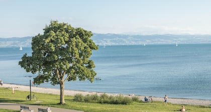 "Gästehaus Heilig Apartment 1" only a few meters from Lake Constance