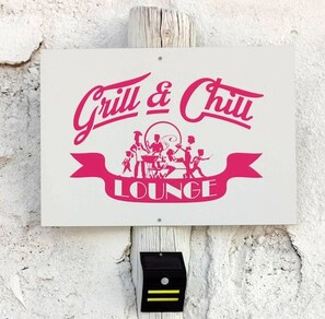 Enjoy dining and socializing at the Grill & Chui Lounge, where guests can relax and unwind.