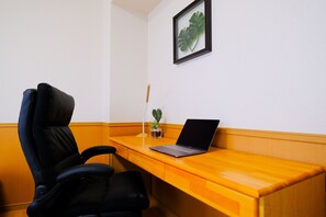 Apartment, Non Smoking (901) | 1 bedroom, individually decorated, desk, iron/ironing board - Kicon Hotels Shinsakae (Nagoya)