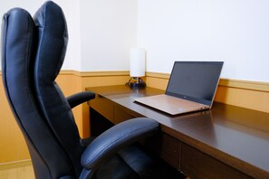Appartement, niet-roken (301) | 1 slaapkamer, individueel gedecoreerd, een bureau