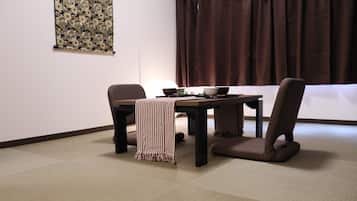 Apartment, Non Smoking (405)