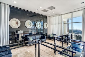 Interior - Open July 6 - July 9th! Beautiful condo! (Panama City Beach)