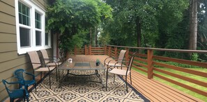 Outdoor dining - Spacious and charming home in a park-like setting (Burien)