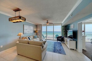 Smart TV, DVD player