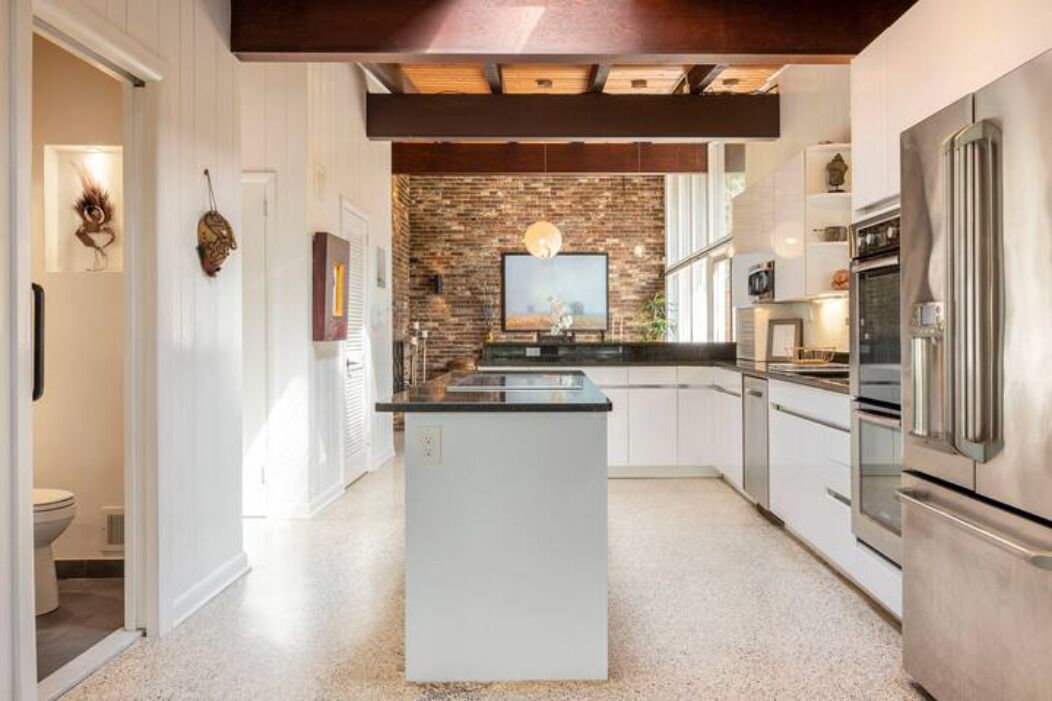 Buckhead Battle House - an MCM architectural masterpiece