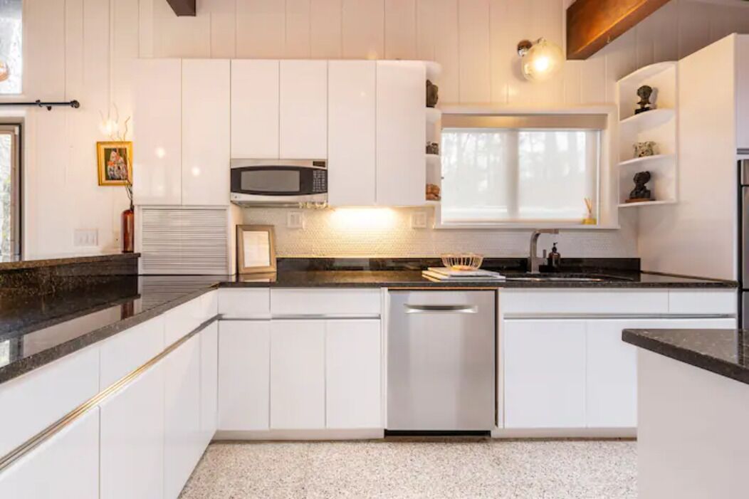 Buckhead Battle House - an MCM architectural masterpiece