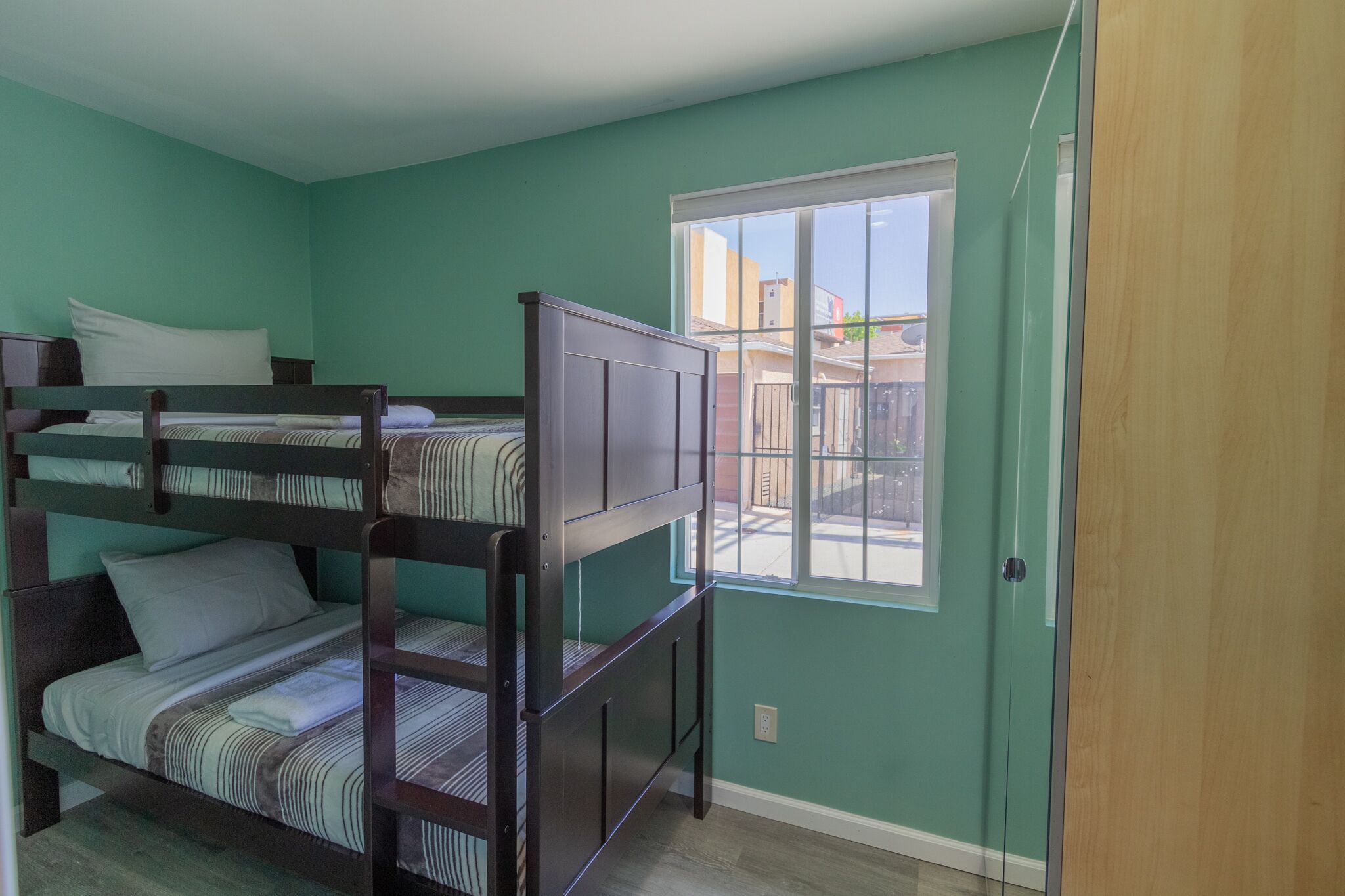 Cozy North Park 2BR House A/C Walk to Everything