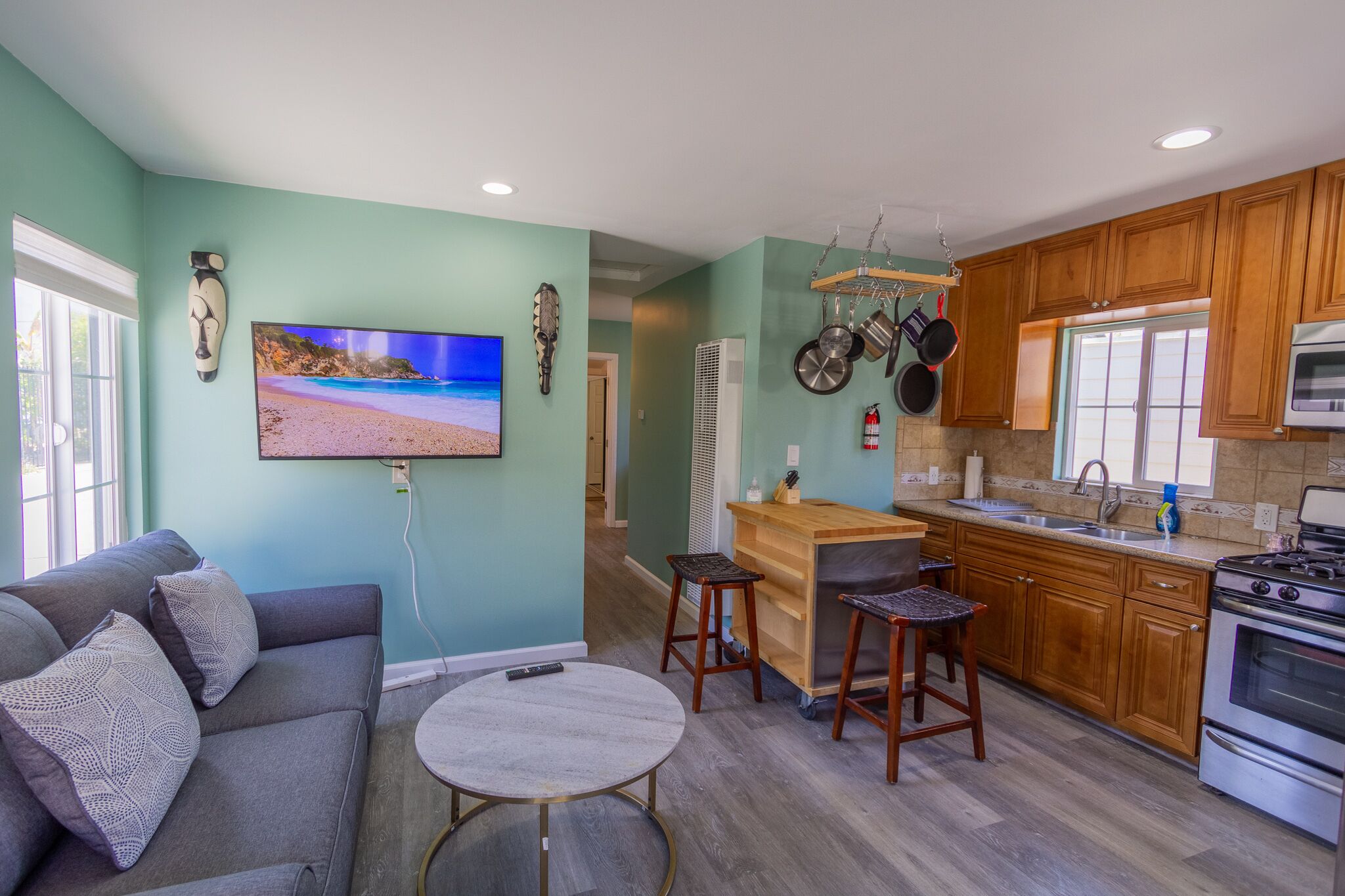 Cozy North Park 2BR House A/C Walk to Everything