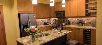 Spacious Chalet at the Base of Red Mountain