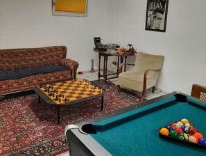 Spielezimmer