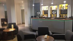 酒吧（店内）
