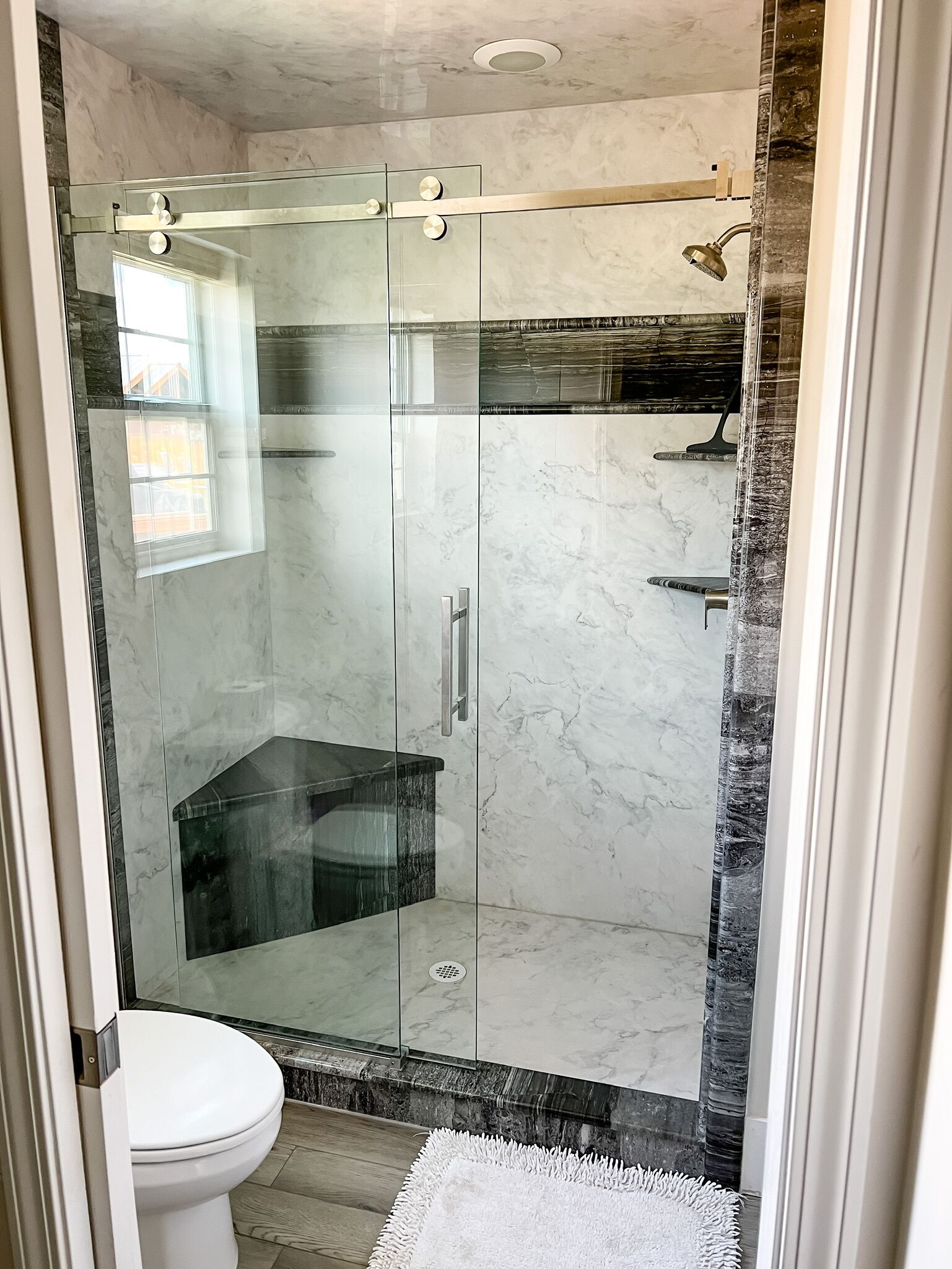 House by Airport Very Fast Internet!