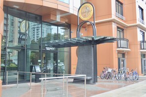 Exterior - Urban City Living at the Jukebox (Victoria)