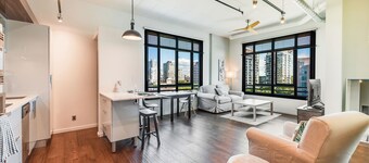 Urban City Living at the Jukebox