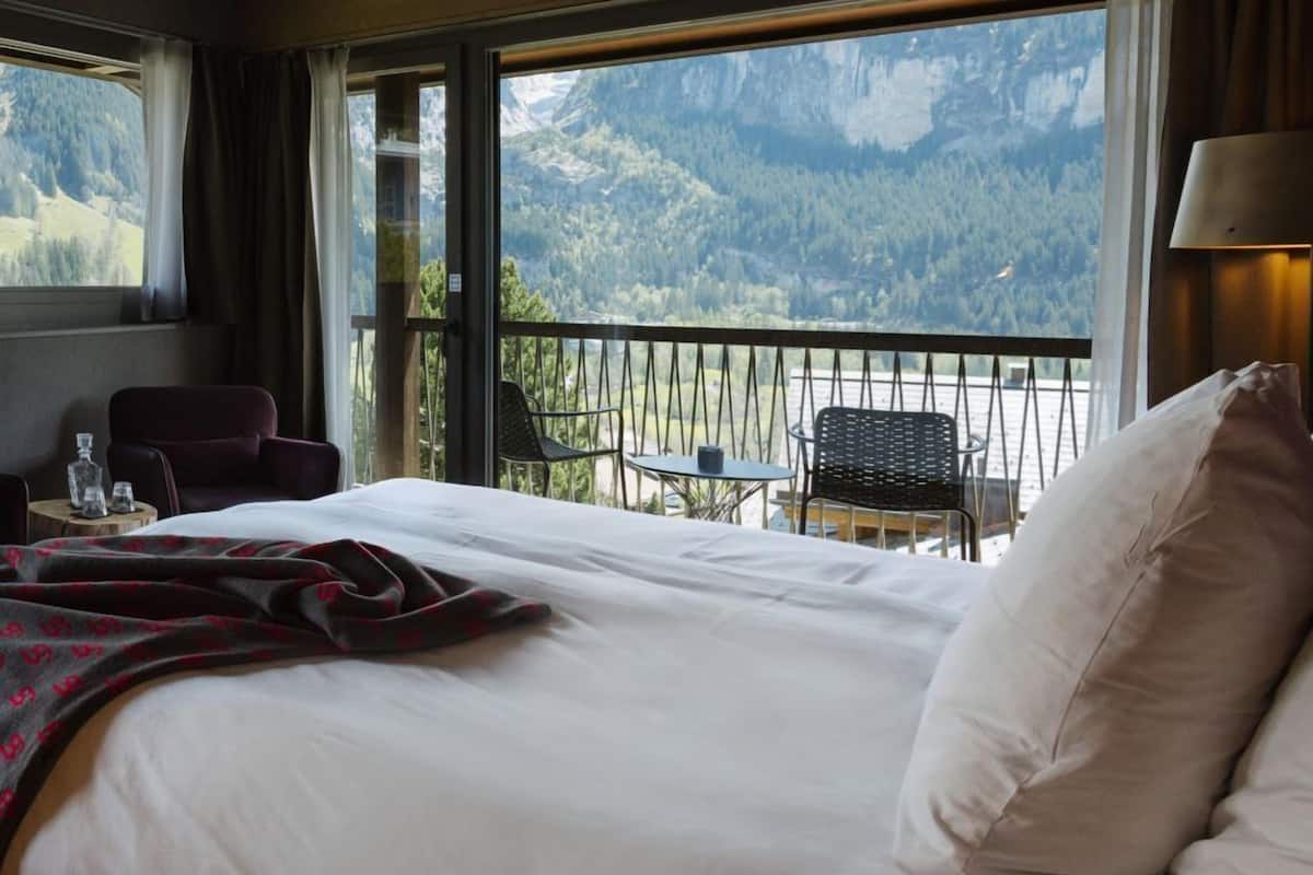 three combined rooms | 3 bedrooms, premium bedding, free minibar, in-room safe