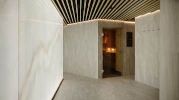 Couples treatment rooms, sauna, steam room, body treatments