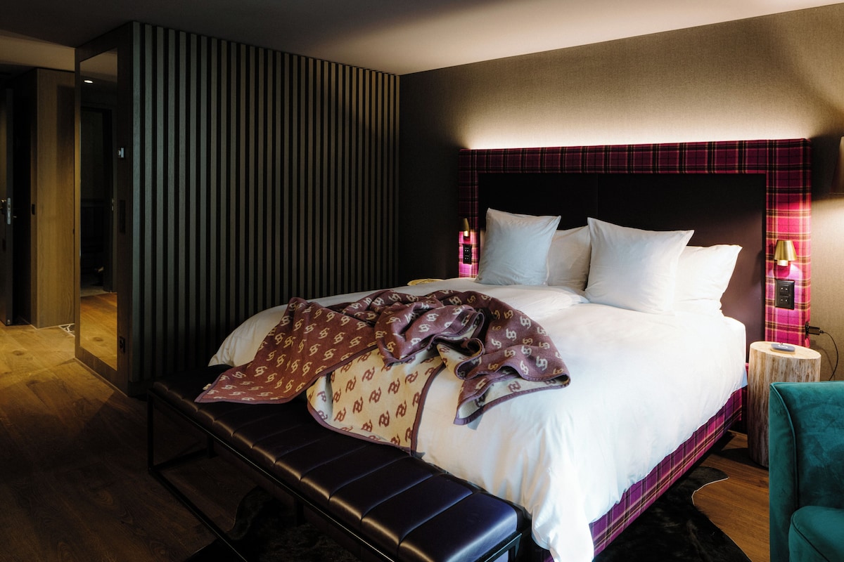 Bergwelt TRIO Connect | Premium bedding, minibar (free items), in-room safe, desk