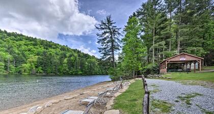 Cozy Retreat w/ Deck & Sapphire Resort Access!