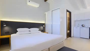 Comfort-bungalow - privat badeværelse - udsigt til have (Large Bungalow ) | Minibar, mørklægningsgardiner, lydisolering, strygejern/strygebræt