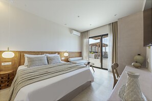 Honeymoon Villa, Private Pool, Sea View | Egyptian cotton sheets, premium bedding, down comforters, pillowtop beds - Ambeli Sunset Villas (Santorini)