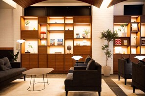 Lobby - Via inn Hiroshima (Hiroshima)