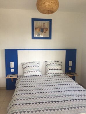 4 bedrooms, iron/ironing board, free WiFi, bed sheets - House (Le Verdon-sur-Mer)