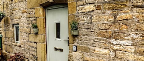 تفاصيل الفندق من الخارج