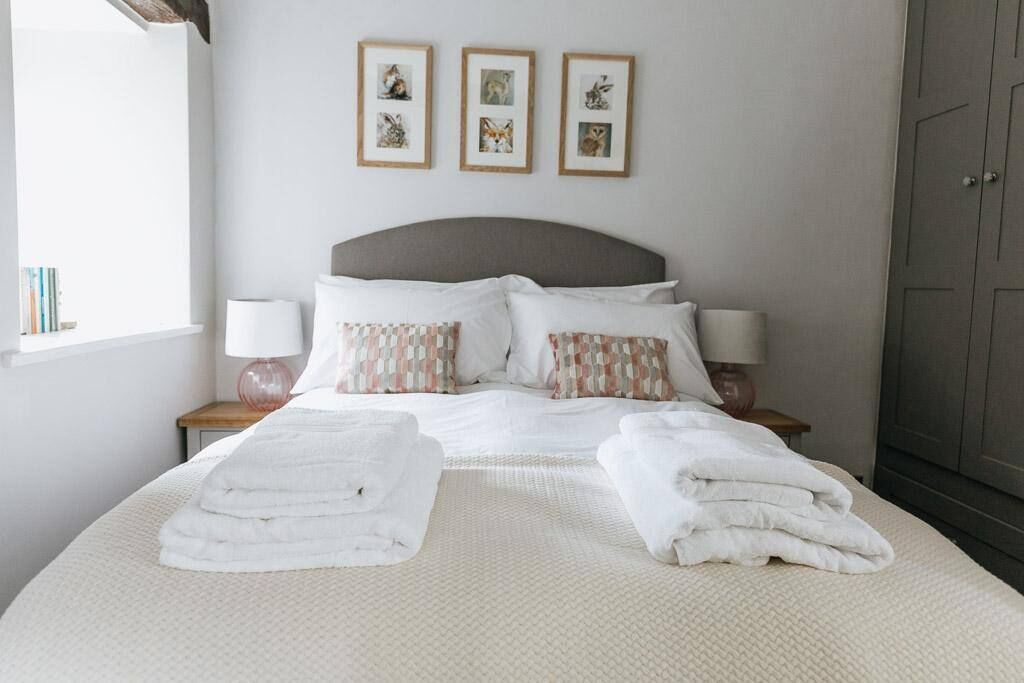1 chambre, fer et planche à repasser, Wi-Fi, draps fournis