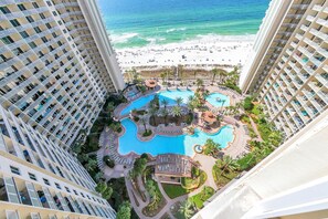 Innenpool, beheizter Pool