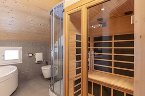 Een douche, een haardroger, handdoeken