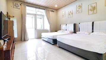 Kamar Double atau Twin Deluks, balkon (Deluxe Twin Room with Balcony) | Meja kerja, Wi-Fi gratis, dan seprai linen