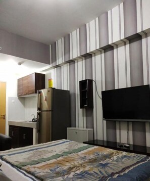 Studio - New Apartement Bale Hinggil by Prafi (Surabaya)