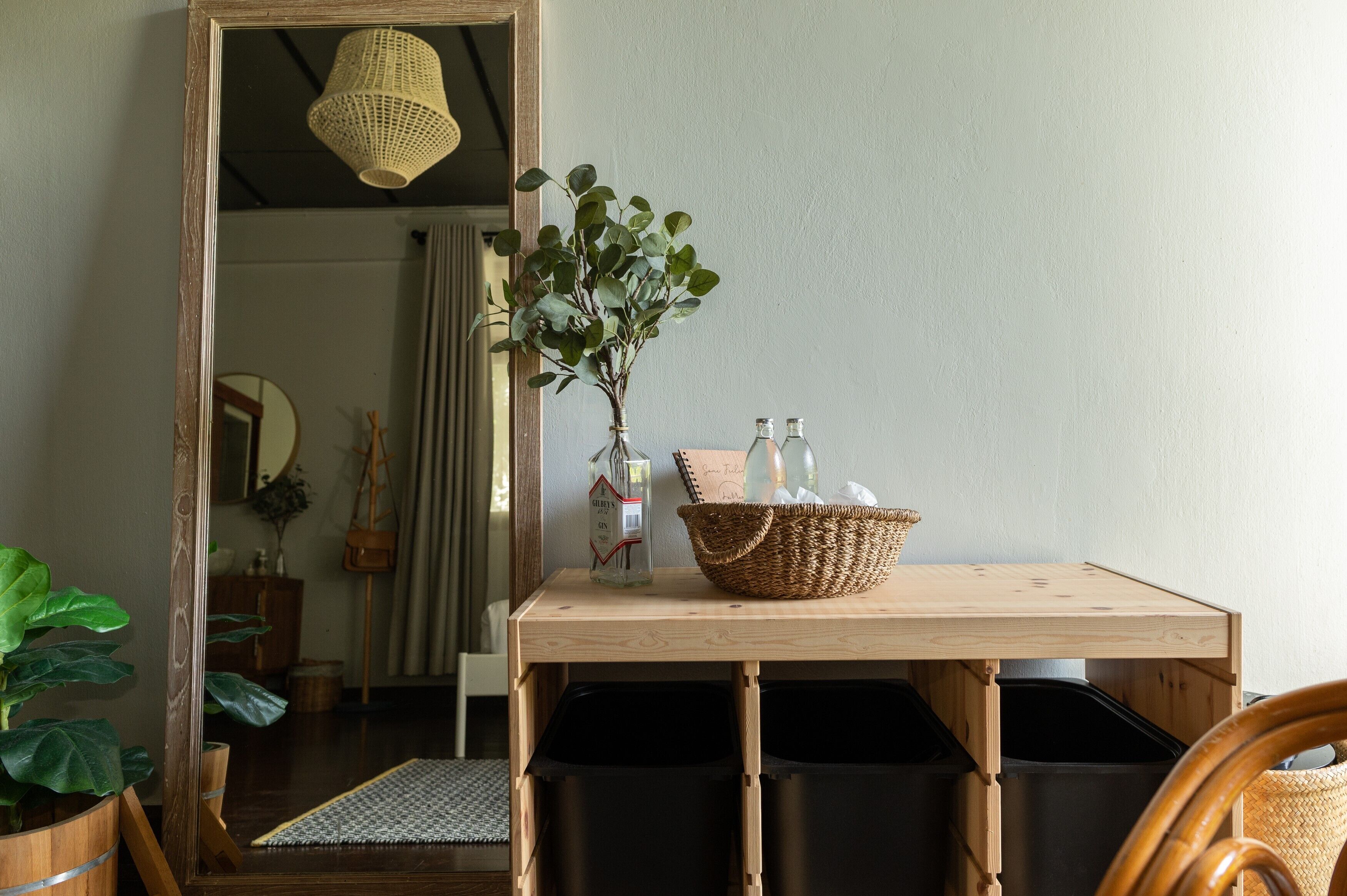 双人房, 泳池景观 | 办公桌、免费 WiFi、床单