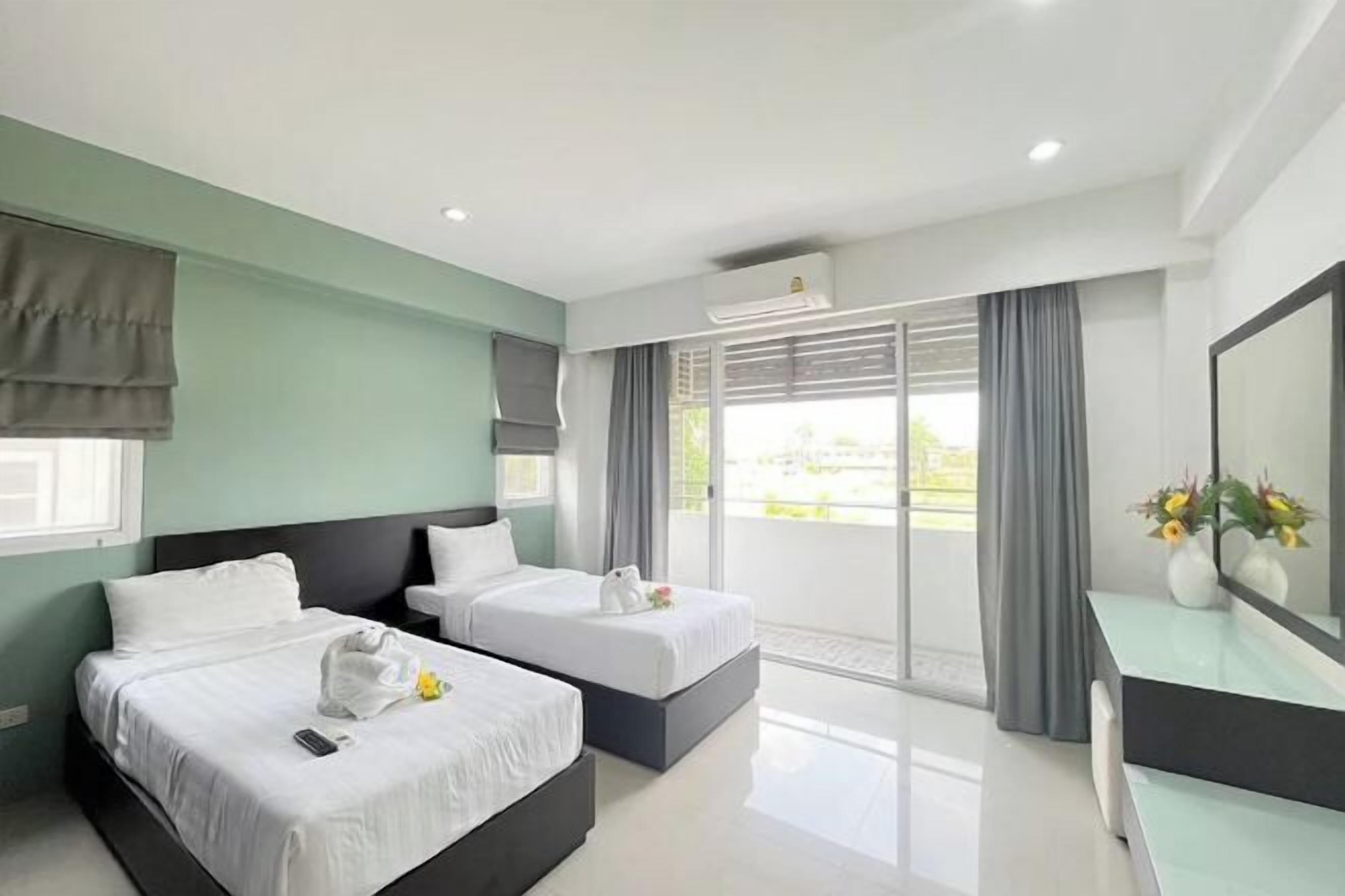 واي فاي مجانًا وملاءات أسرّة