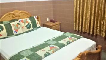 Superior Double Room | Desk, free WiFi, bed sheets