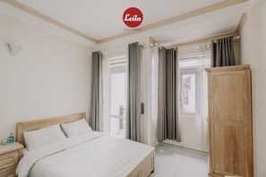 Superior Double Room | Desk, free WiFi, bed sheets