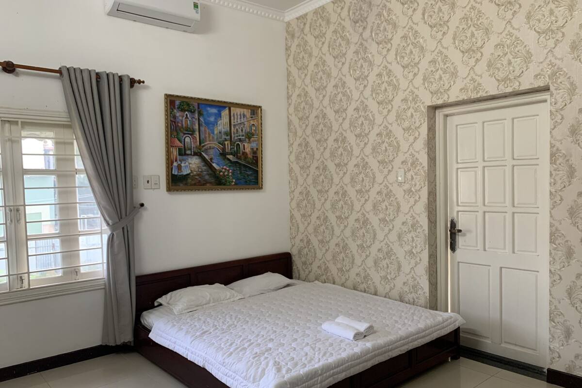 Villa, 1 Bedroom | 1 bedroom, desk, free WiFi, bed sheets