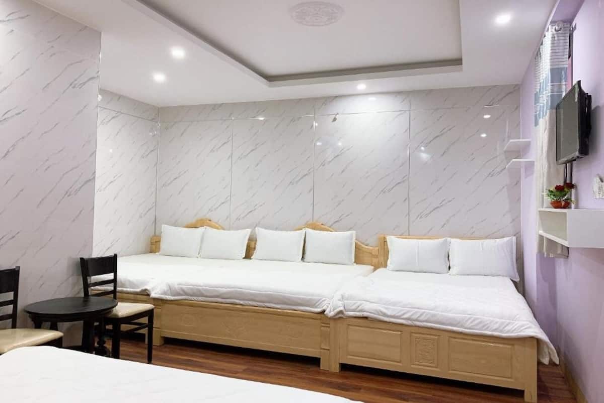 Family Room, Multiple Beds | Desk, free WiFi, bed sheets