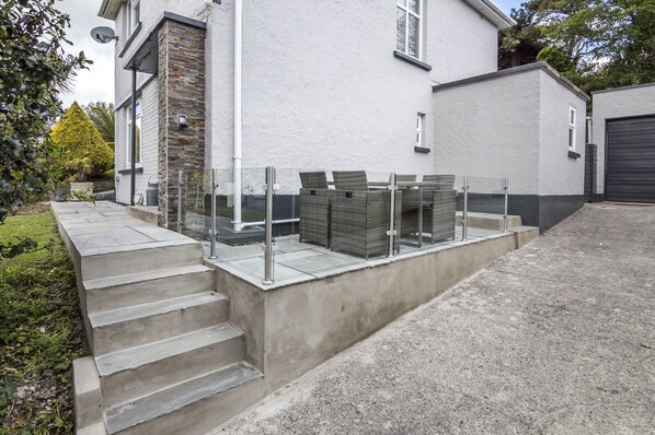 Exterior - Mayfield House - 4 Bedroom House - Tenby (Tenby)