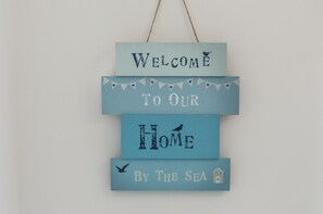 Interior - Mayfield House - 4 Bedroom House - Tenby (Tenby)