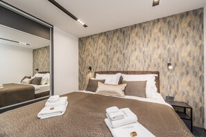 Deluxe Apartment, 2 Bedrooms, Sea View