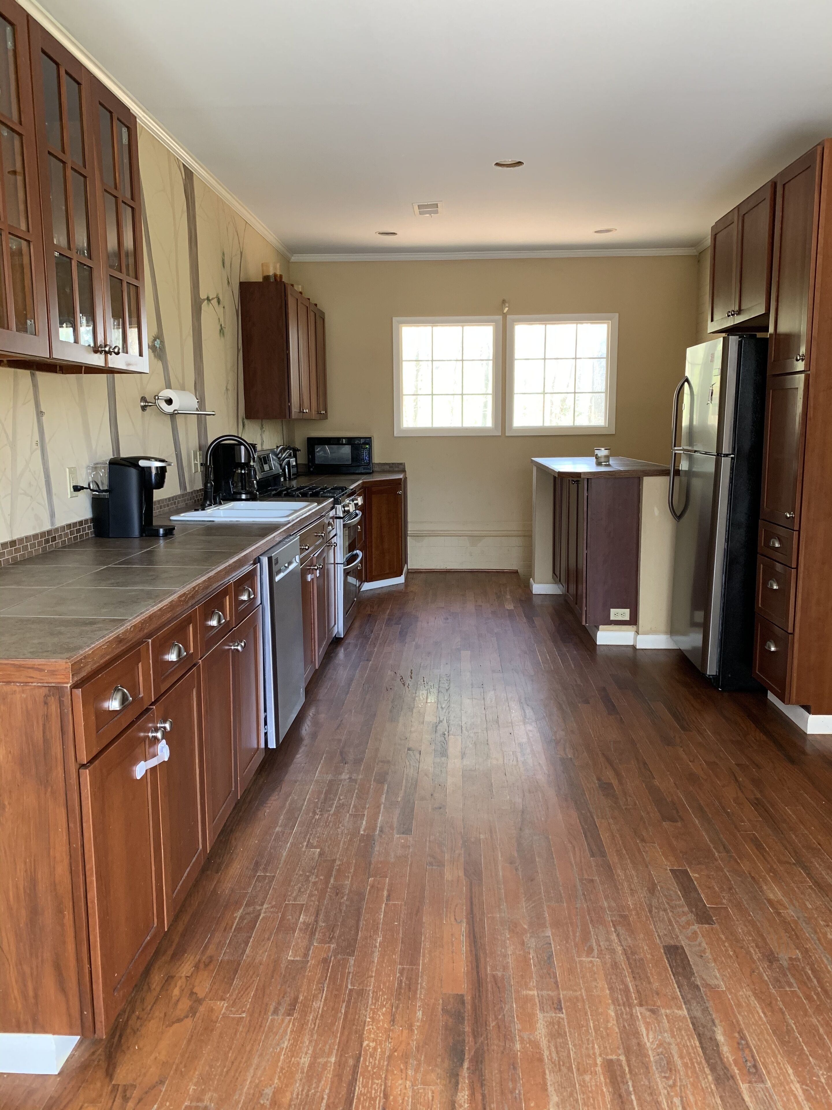 Beautiful Home Minutes away from Waterfalls and Biking Park PETS WELCOME!