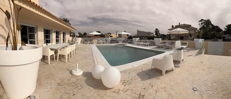 Indoor pool, outdoor pool