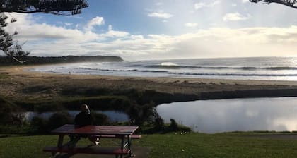 Beachside, Pet friendly, Paradise.