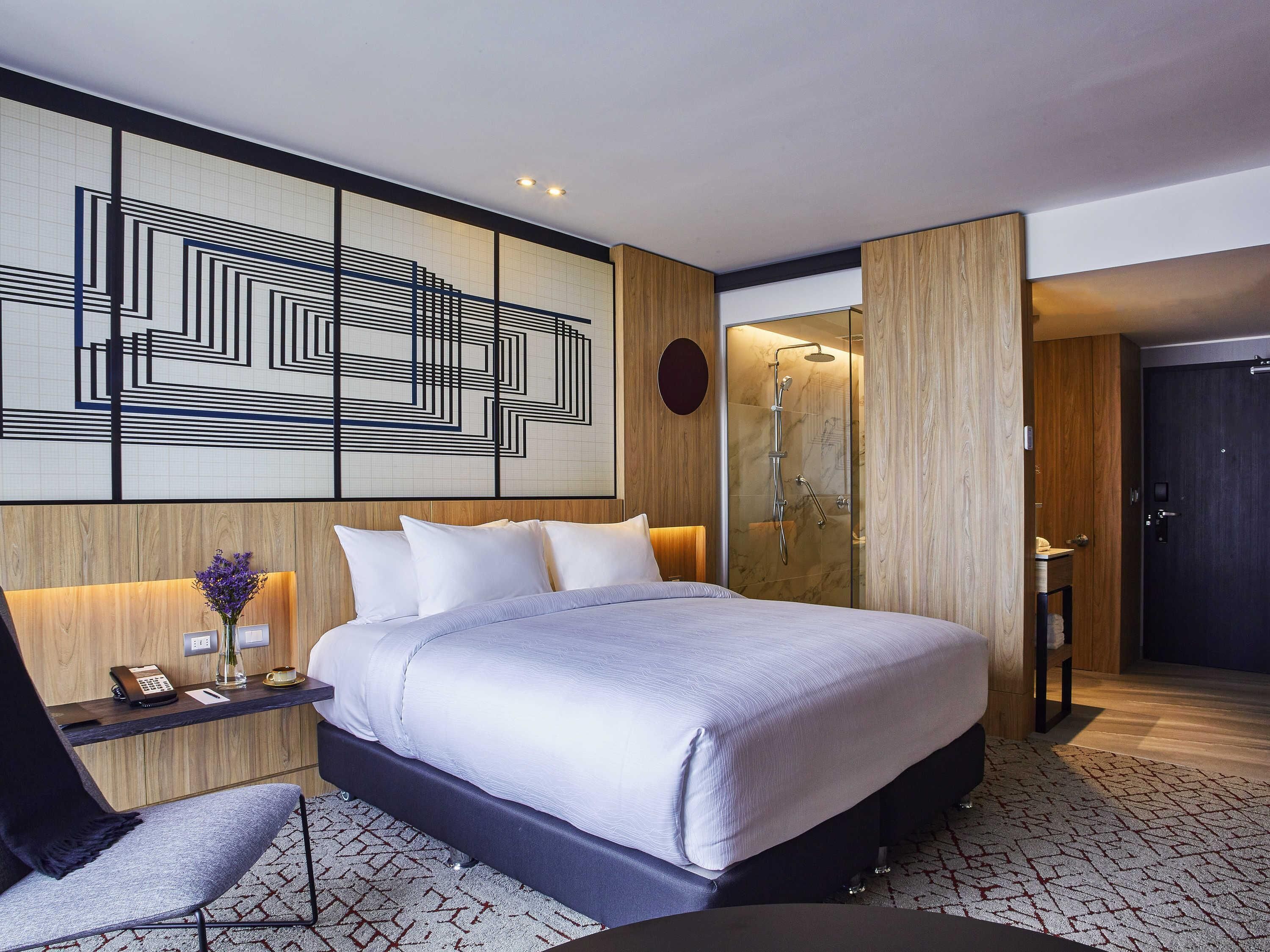 Chambre Supérieure, 1 très grand lit | Literie hypoallergénique, minibar, coffres-forts dans les chambres