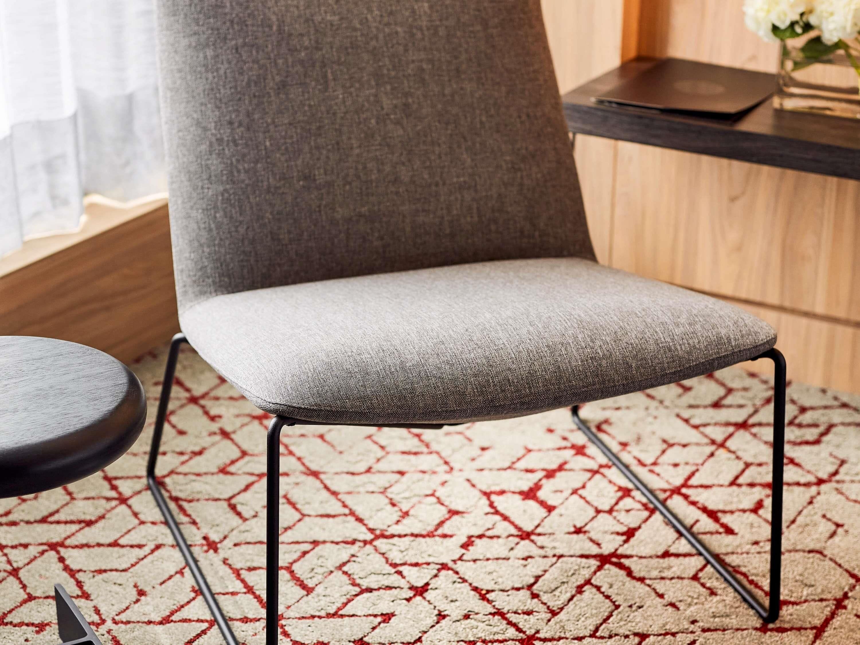 Ropa de cama hipoalergénica y minibar 